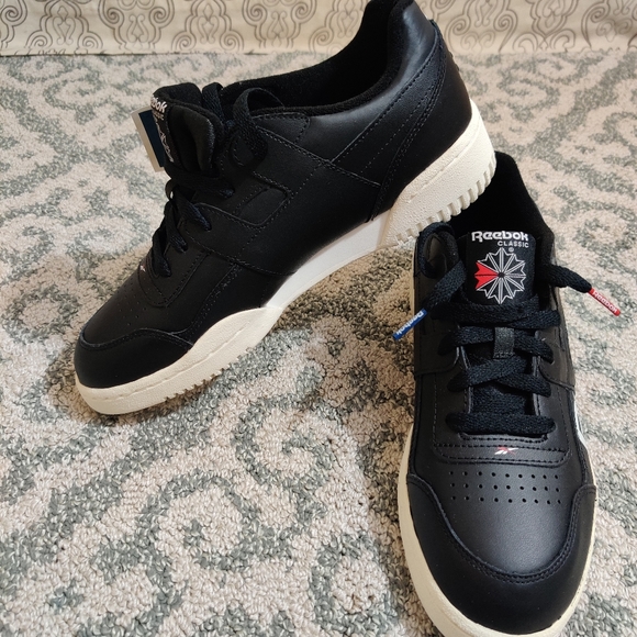 REEBOK NWT Classic The Alter Icons Black & White UK London Flag Platform Shoes - Picture 3 of 11